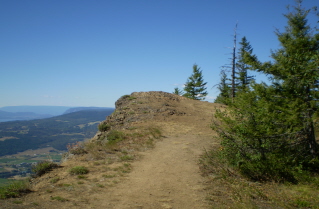 Heading back down, a look back at the high point, Enderby Cliffs 2010-08.